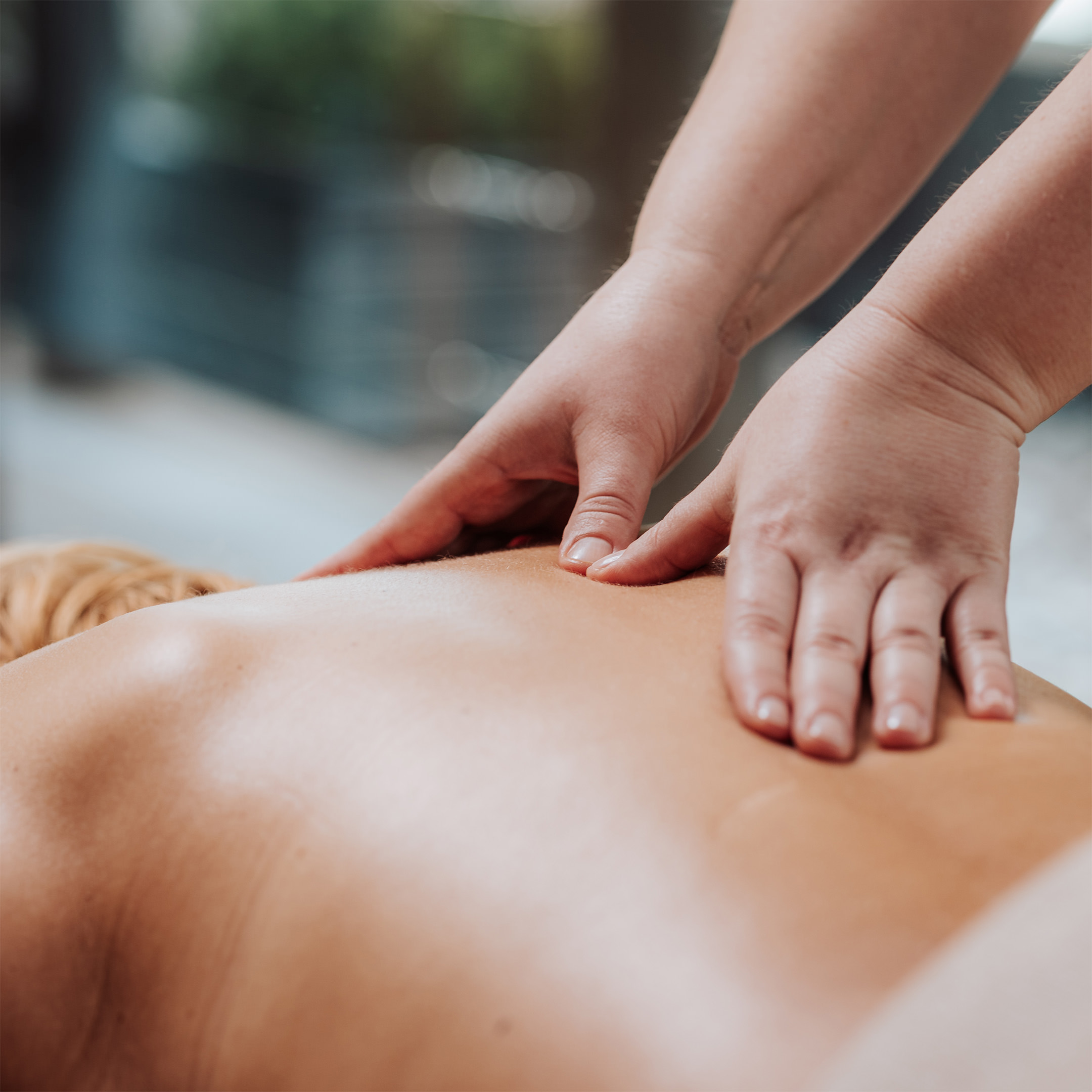 Roi mango body and face massage combined with a wrap - Image 3