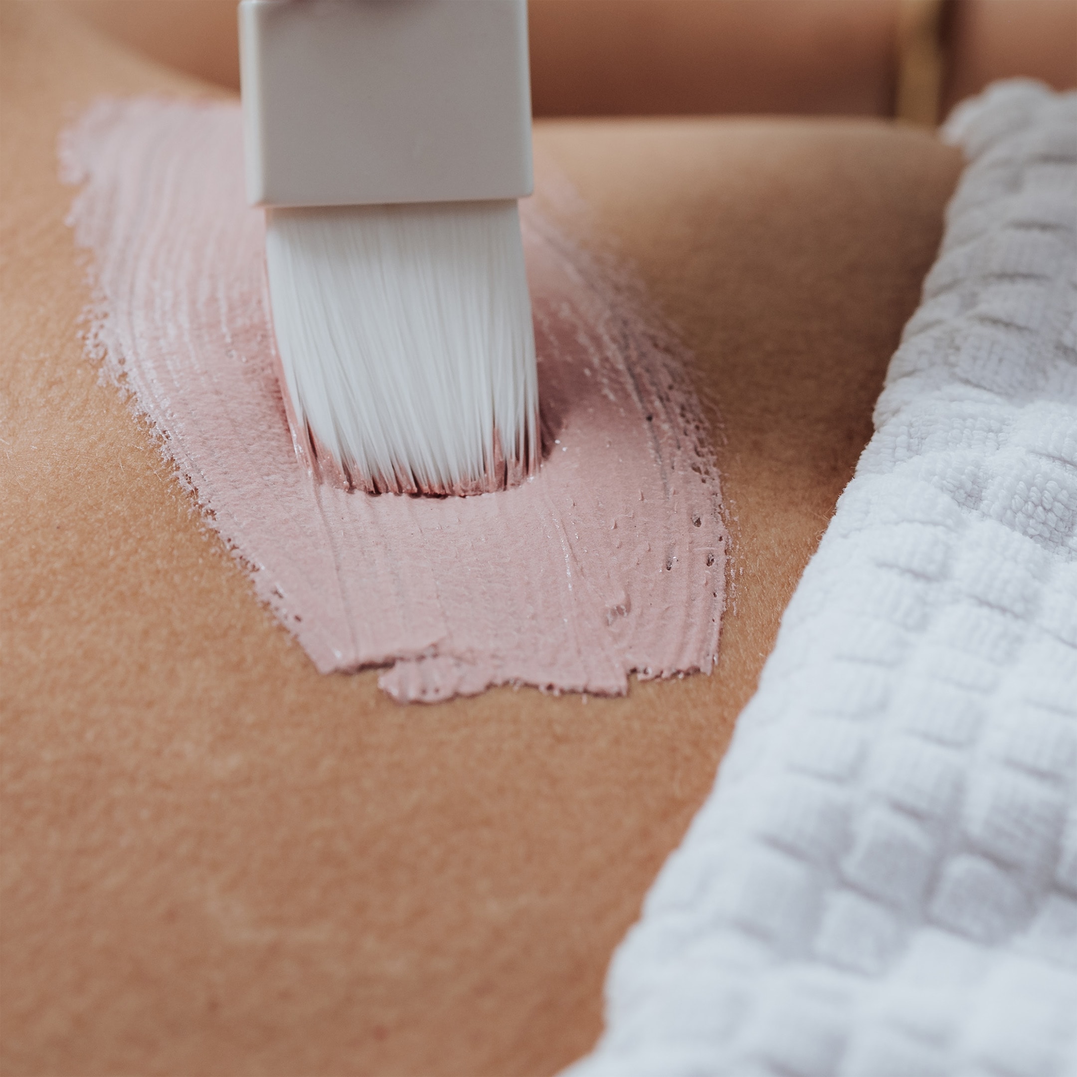 Roi mango body and face massage combined with a wrap - Image 2